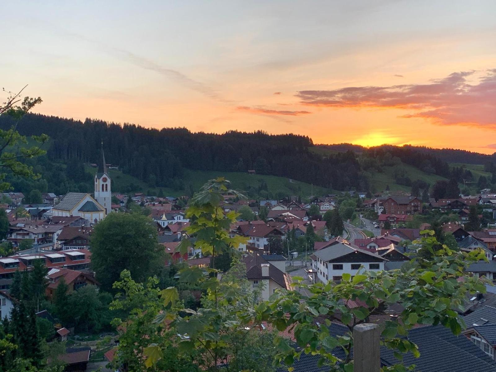 Mago Alpen-Domizil Fuer 4, Zentral Appartement Oberstaufen Buitenkant foto